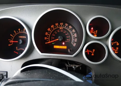 2010 Toyota Tundra Grade 5.7L V8 z USA, uszkodzony, nr VIN 5TFUW5F12AX124938